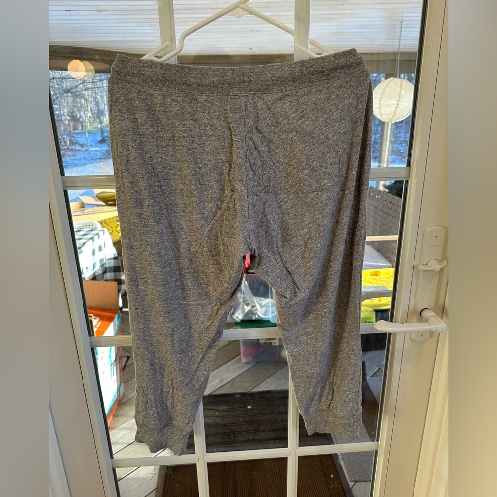 Nike Heather Gray Sweatpants - Picture 2 of 4